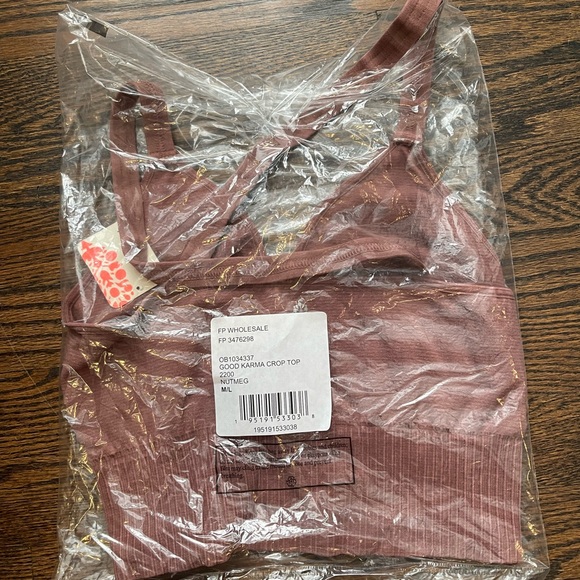 NWT Free People Movement Good Karma Crop Tank in Nutmeg M/L - Picture 5 of 6